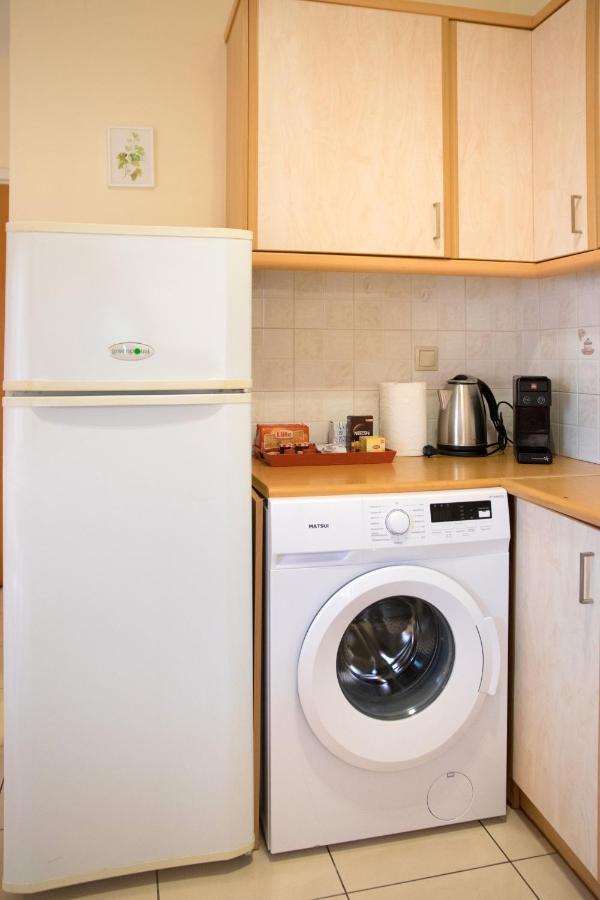 Sunny City Studio Apartment Kalamata Ngoại thất bức ảnh